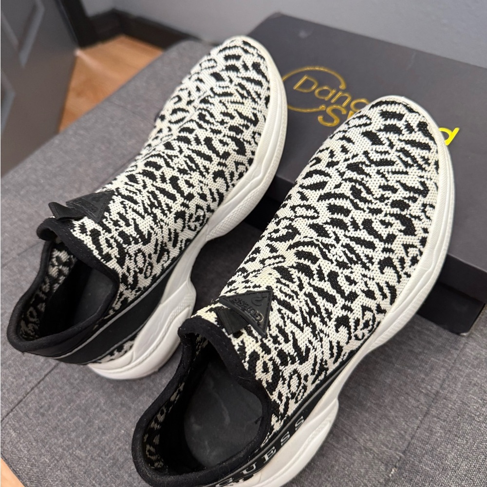 Guess Women's Black and White Slip-On Sneakers